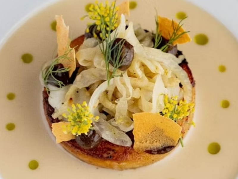 -- Klost'r -- Fondant Royale met Venkel & Sesamknoflooksaus