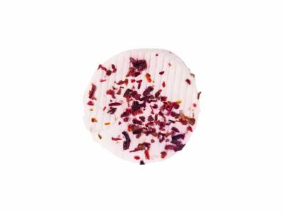 Geitenkaas met hibiscus, framboos